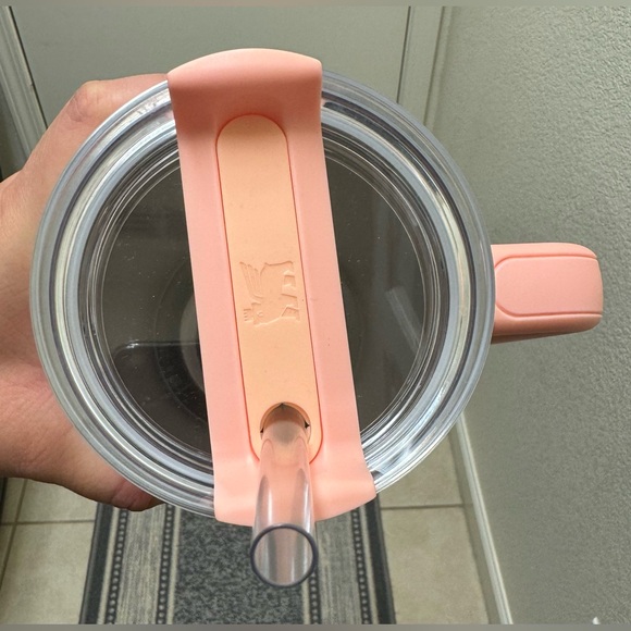 Stanley 40oz The FlowState Quencher H2.0 Tumbler : Peach Tie Dye - Picture 5 of 7